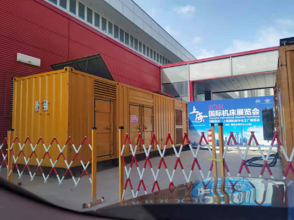 凤凰发电车出租-发电机无电压或电压太低怎么办？