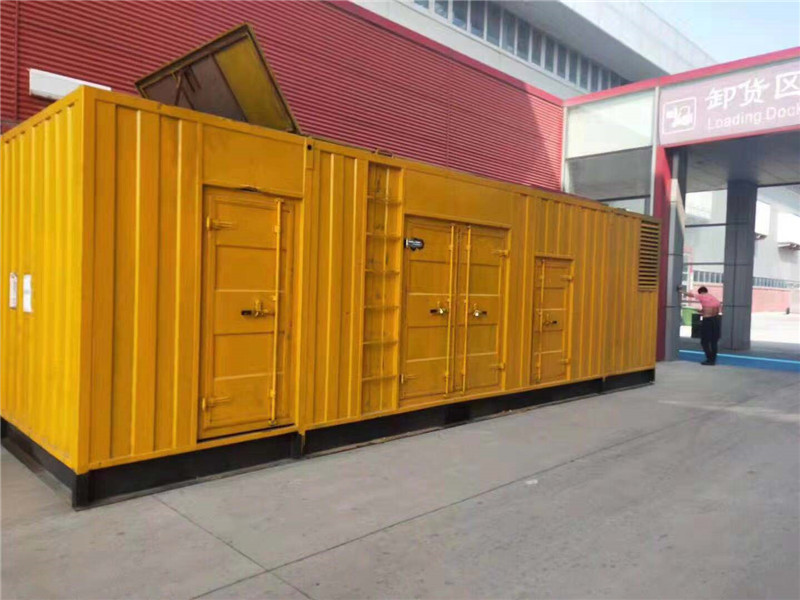 凤凰国内外发电机组租赁合同在明确设备维护责任方面有哪些不同做法？
